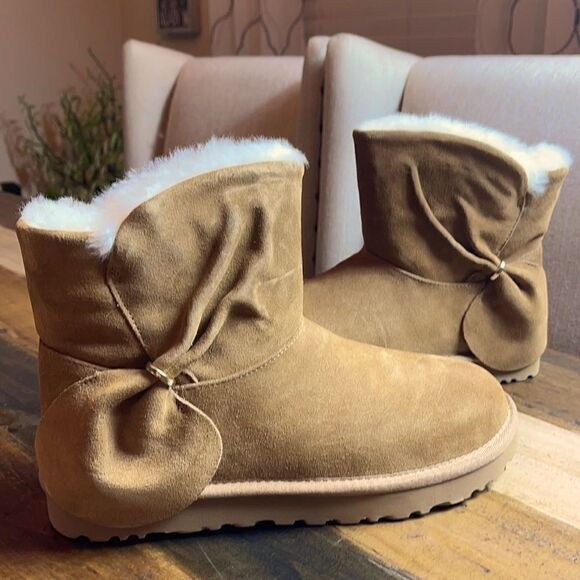 UGG Classic Mini Twist Boot - Picture 3 of 8